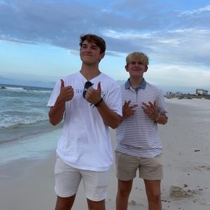 Meet your Posher, Ethan